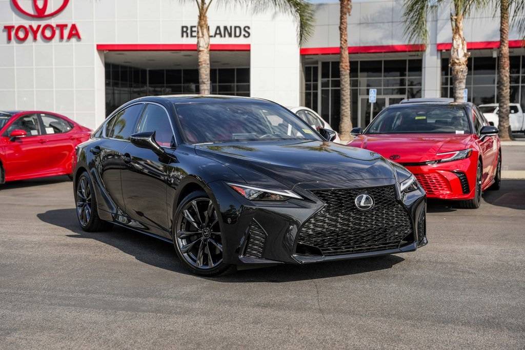 2024 Lexus IS