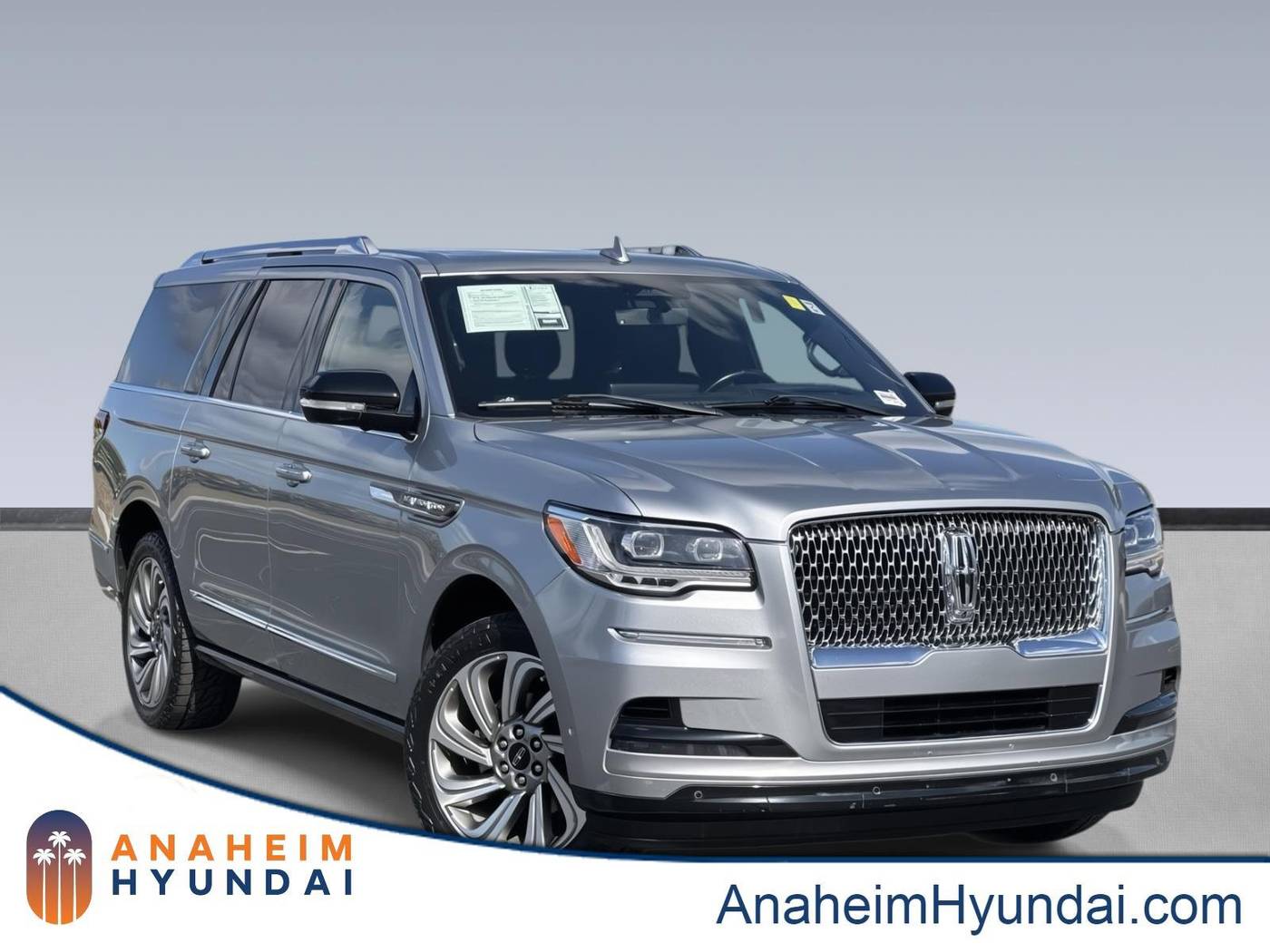 2022 Lincoln Navigator L