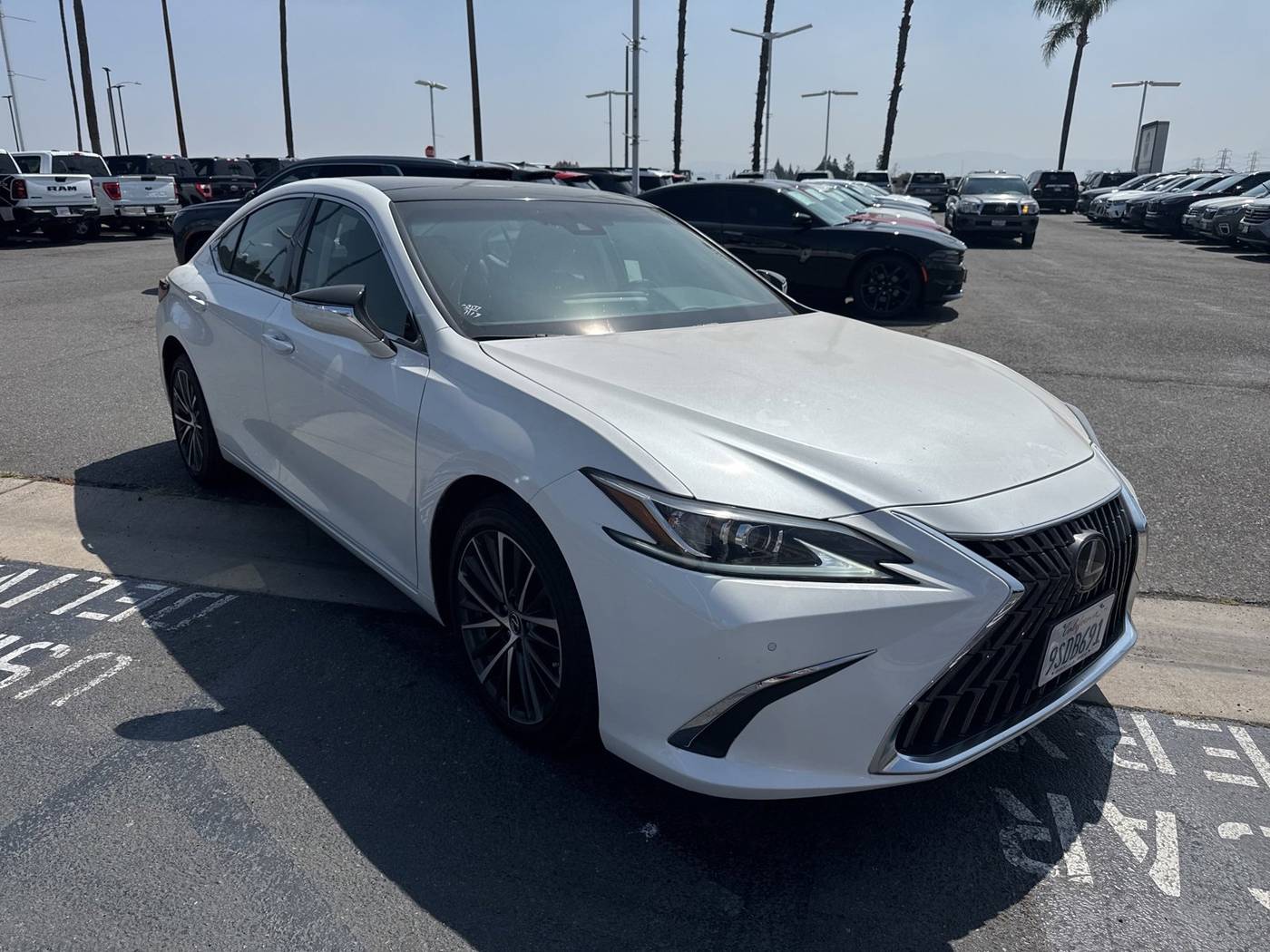 2023 Lexus ES