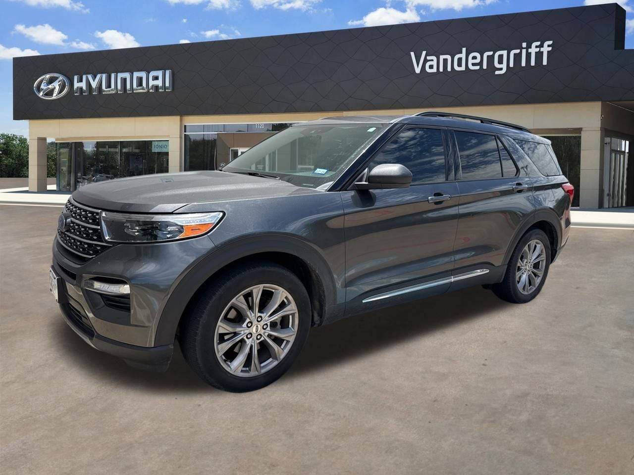 2020 Ford Explorer