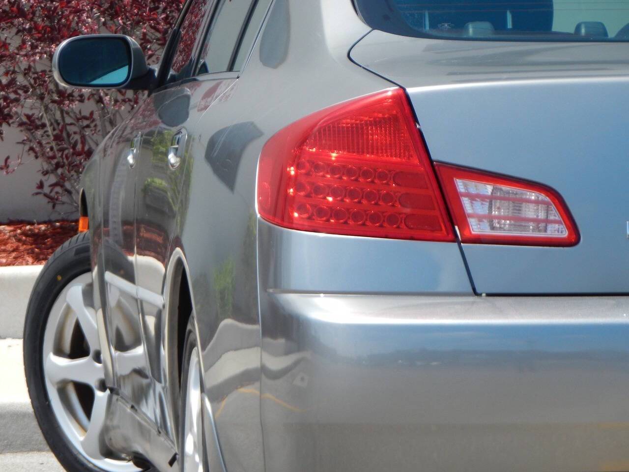 2004 Infiniti G35 Sedan