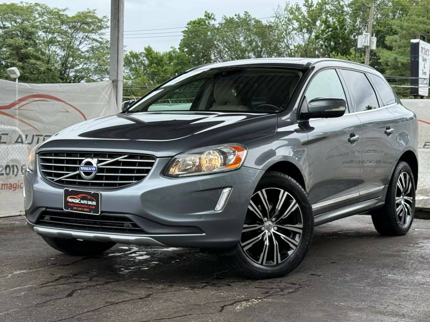 2016 Volvo XC60