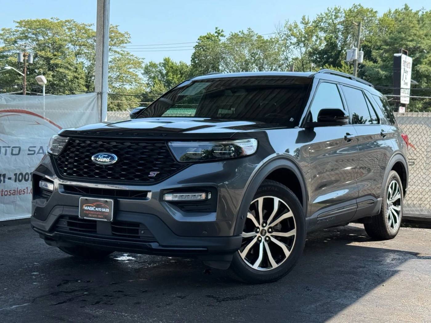 2020 Ford Explorer