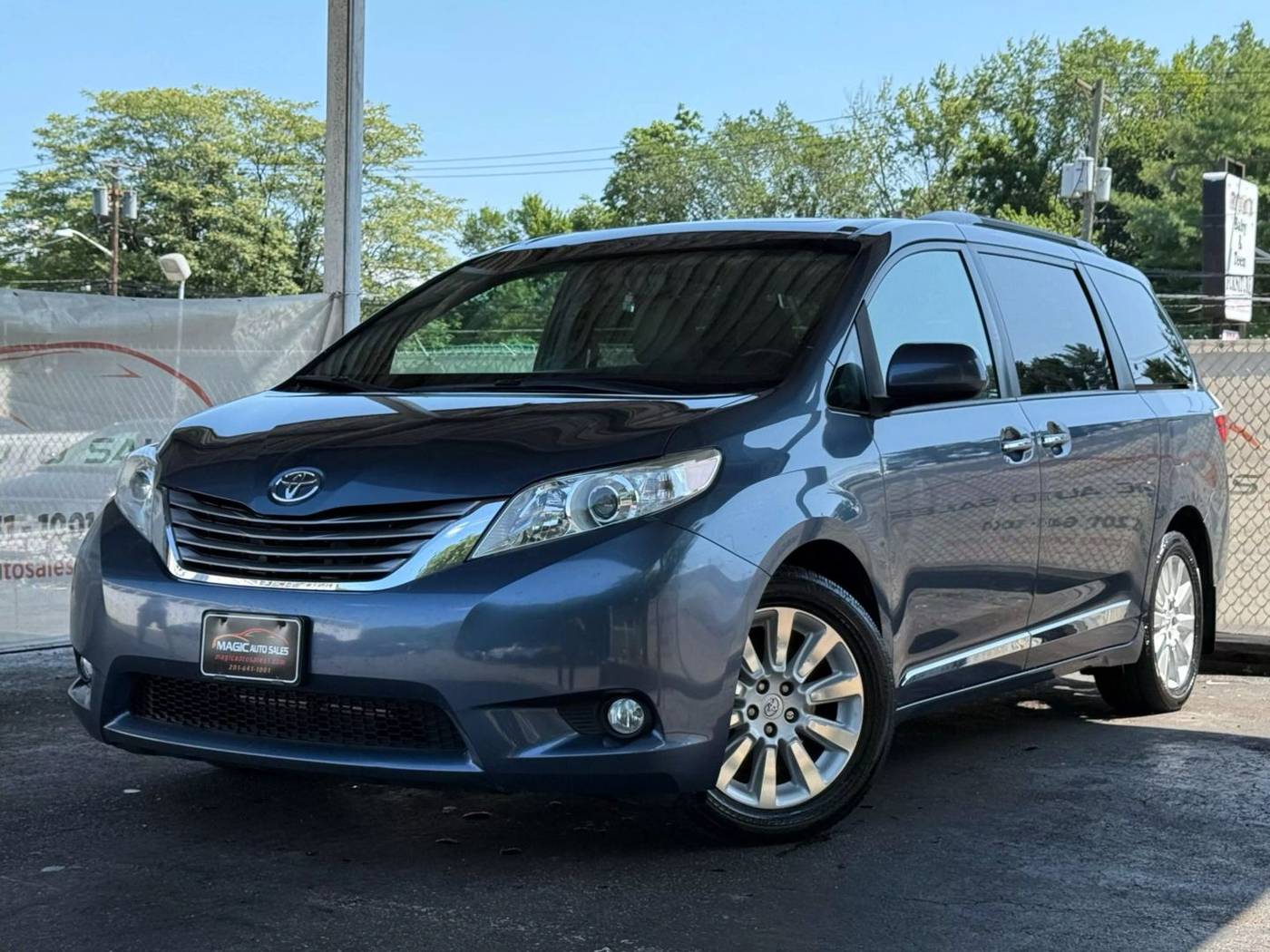 2015 Toyota Sienna