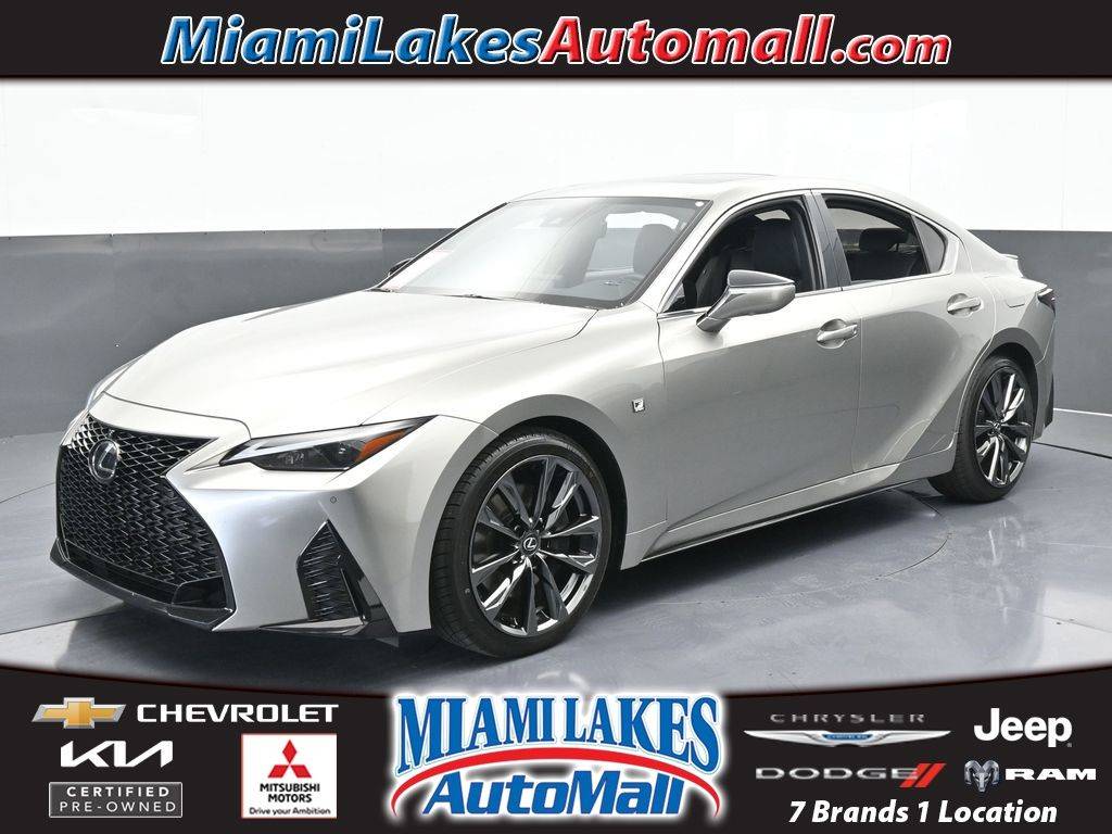 2023 Lexus IS