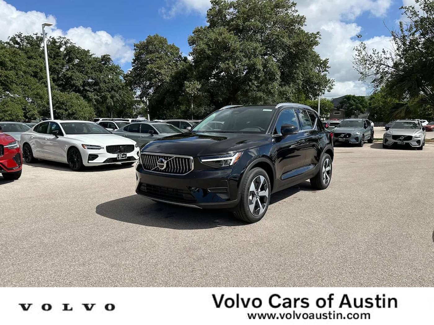 2025 Volvo XC40