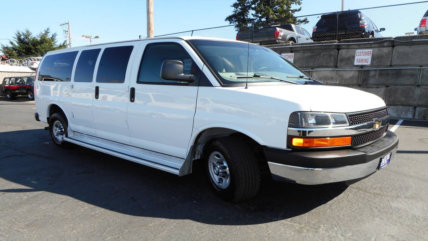 2016 Chevrolet Express Passenger