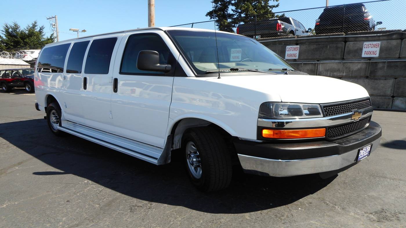 2016 Chevrolet Express Passenger