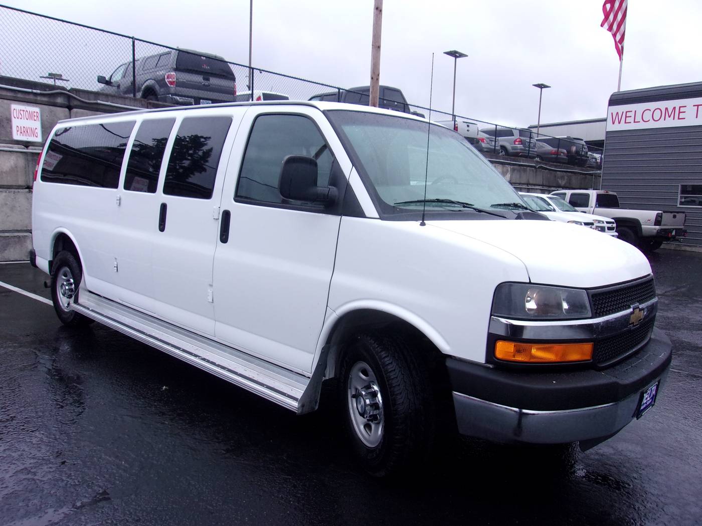 2016 Chevrolet Express Passenger