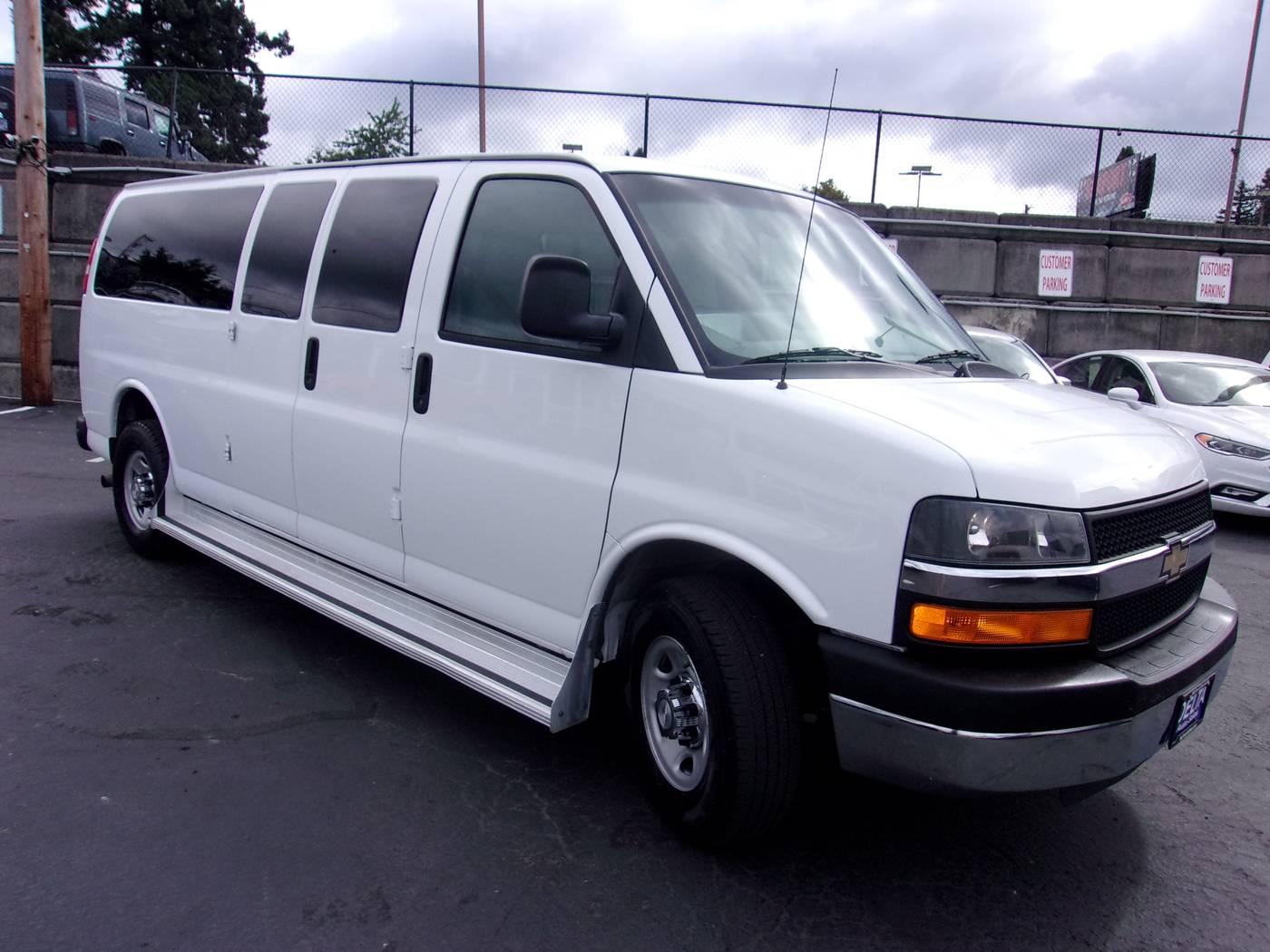 2016 Chevrolet Express Passenger