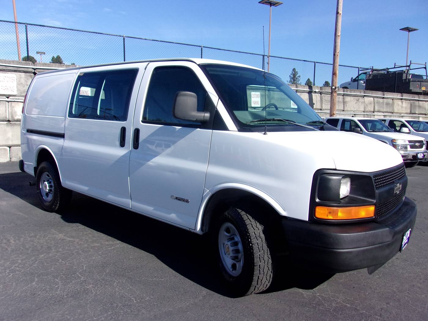 2004 Chevrolet Express Cargo Van