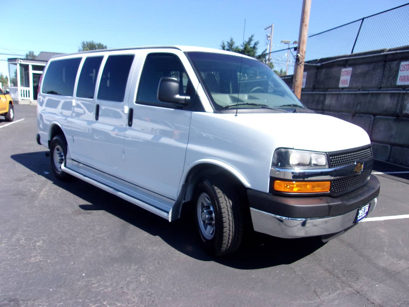 2016 Chevrolet Express Passenger
