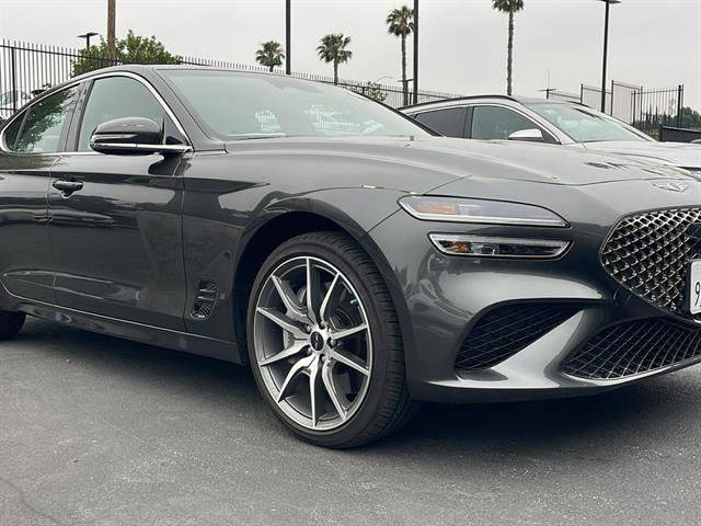 2025 Genesis G70