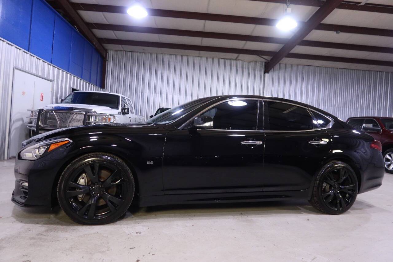 2015 Infiniti Q70
