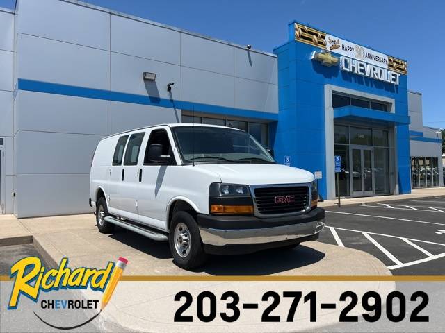 2023 GMC Savana Cargo Van