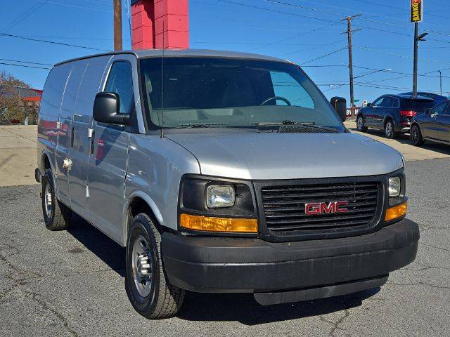 2015 GMC Savana Cargo Van