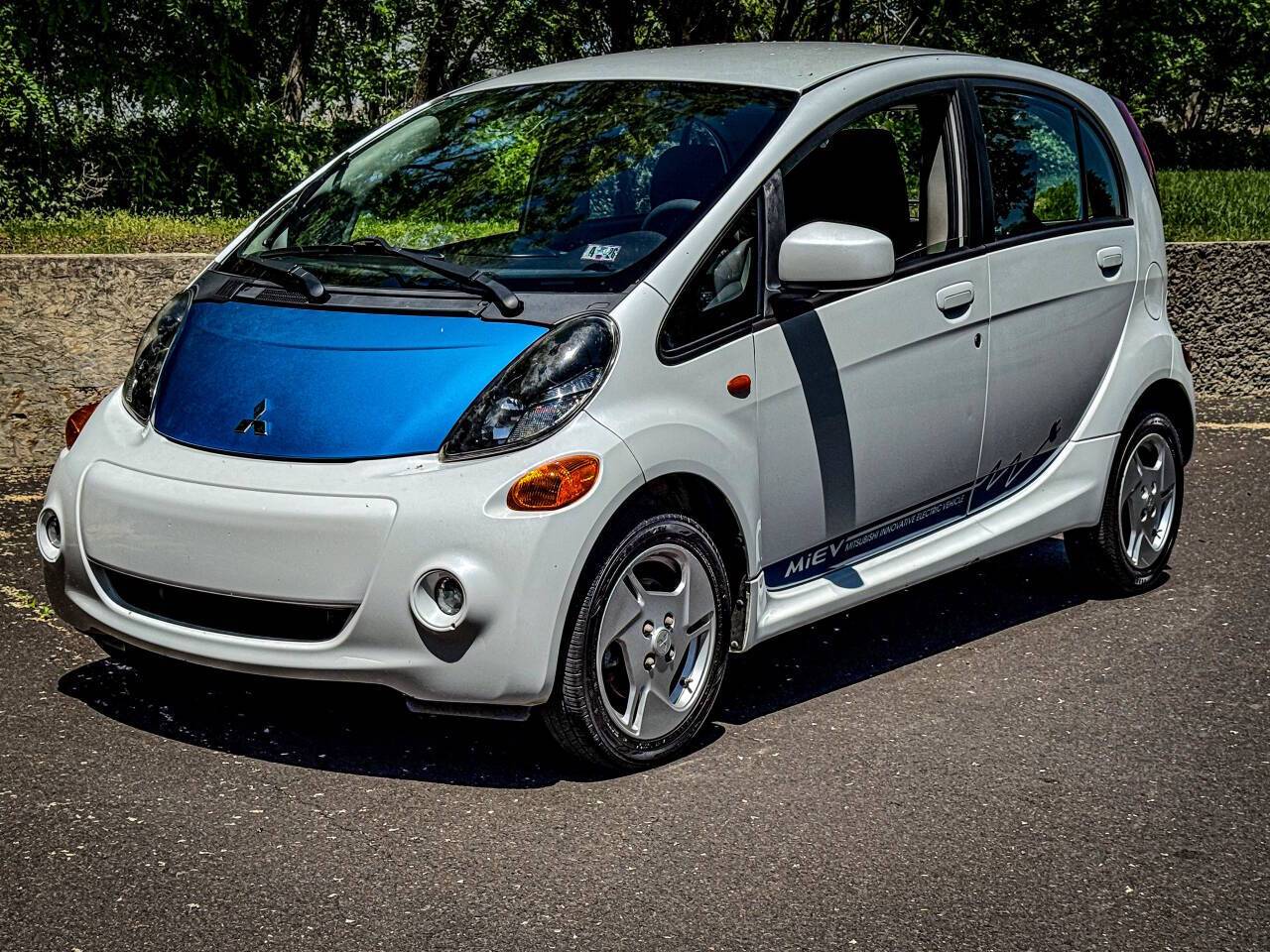 2012 Mitsubishi I-miev