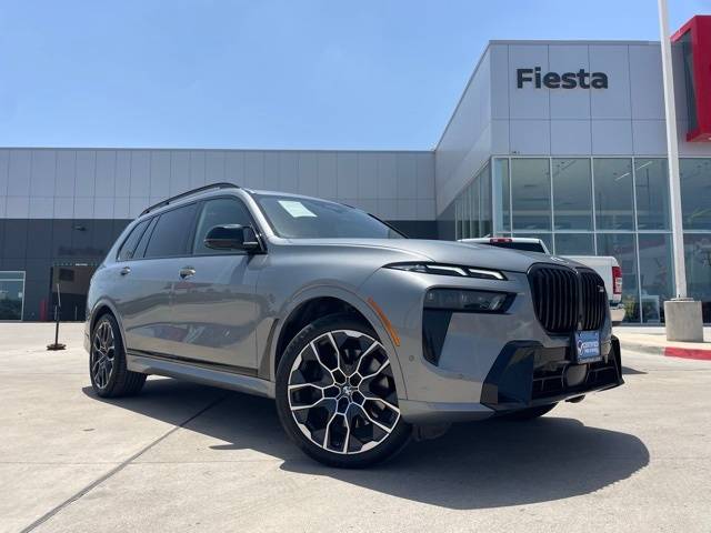 2024 BMW X7