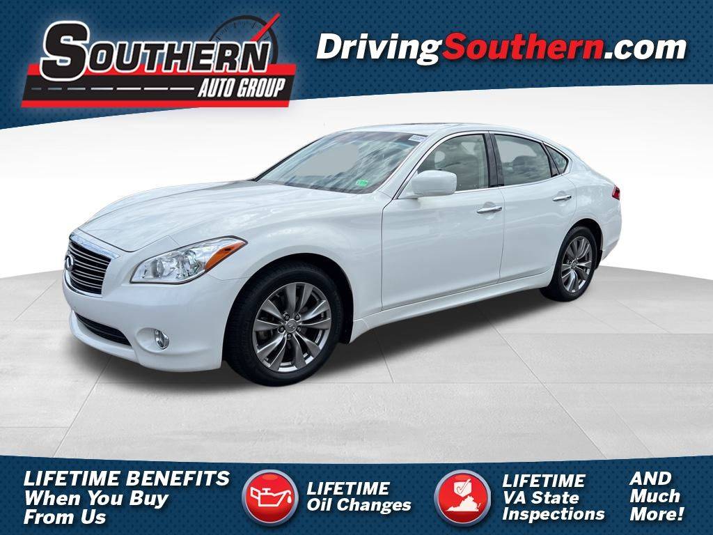 2013 Infiniti M37