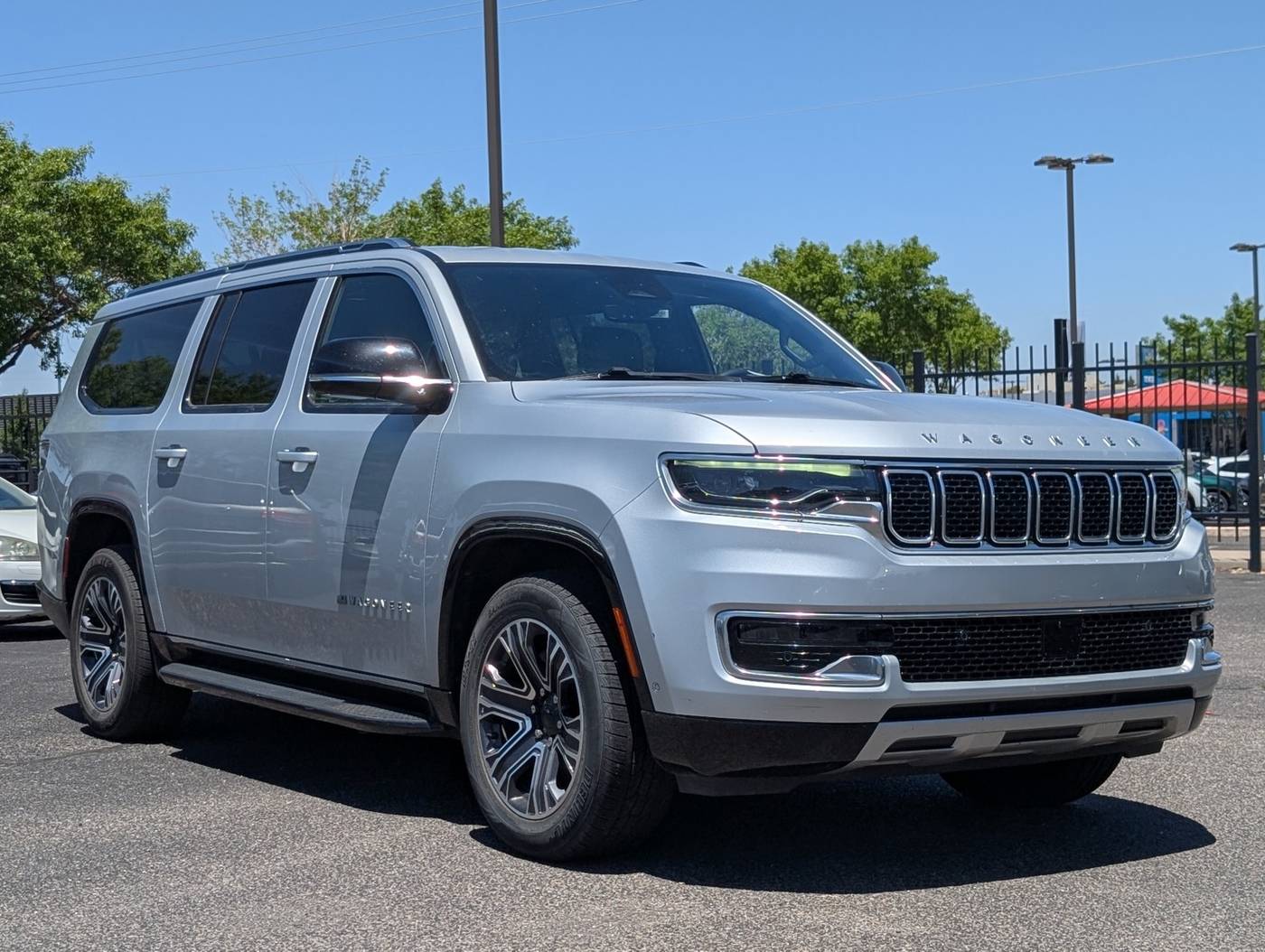 2023 Jeep Wagoneer L