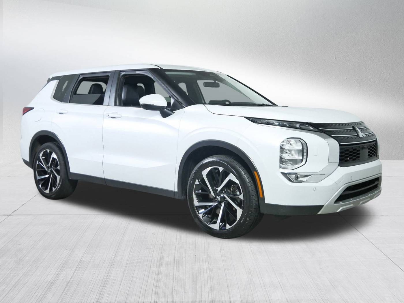 2024 Mitsubishi Outlander
