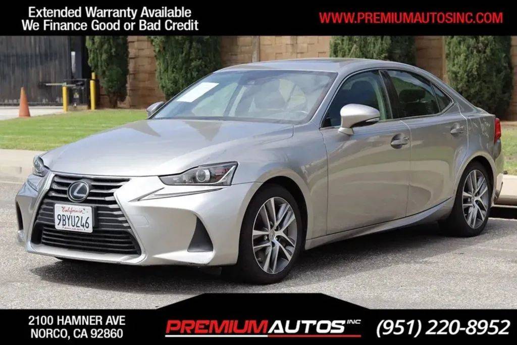 2019 Lexus IS