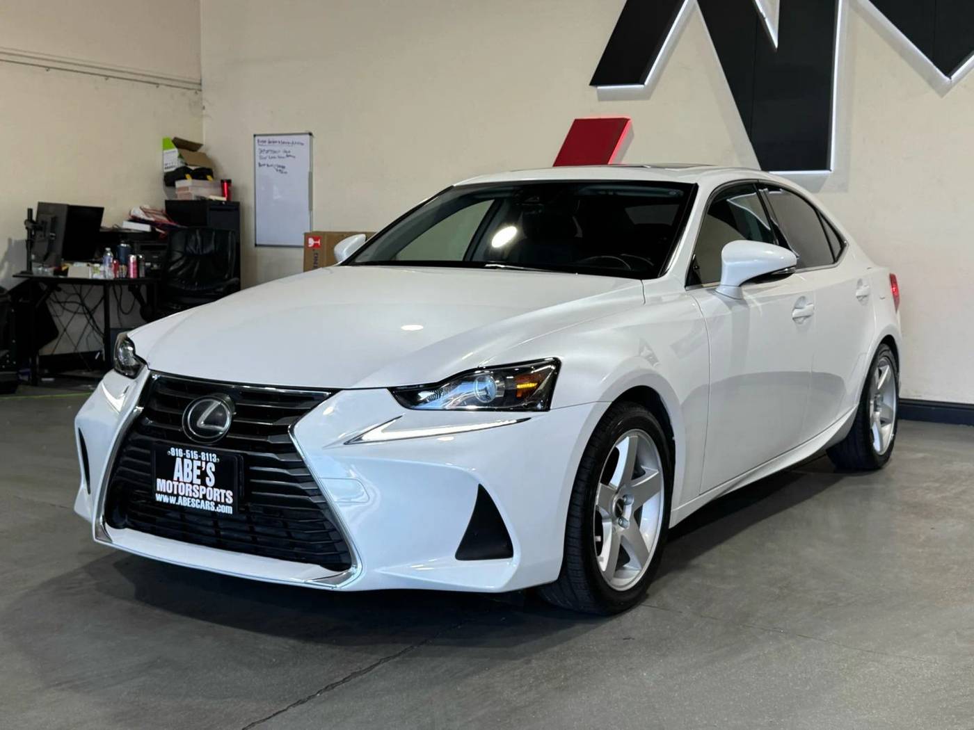 2019 Lexus IS