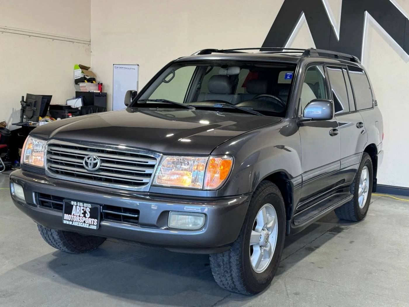 2004 Toyota Land Cruiser