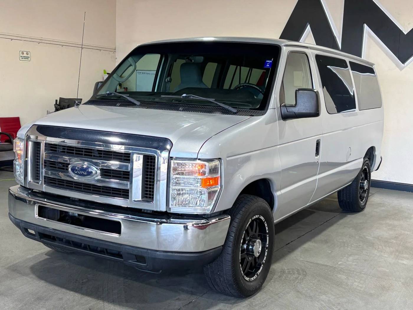 2012 Ford Econoline Wagon