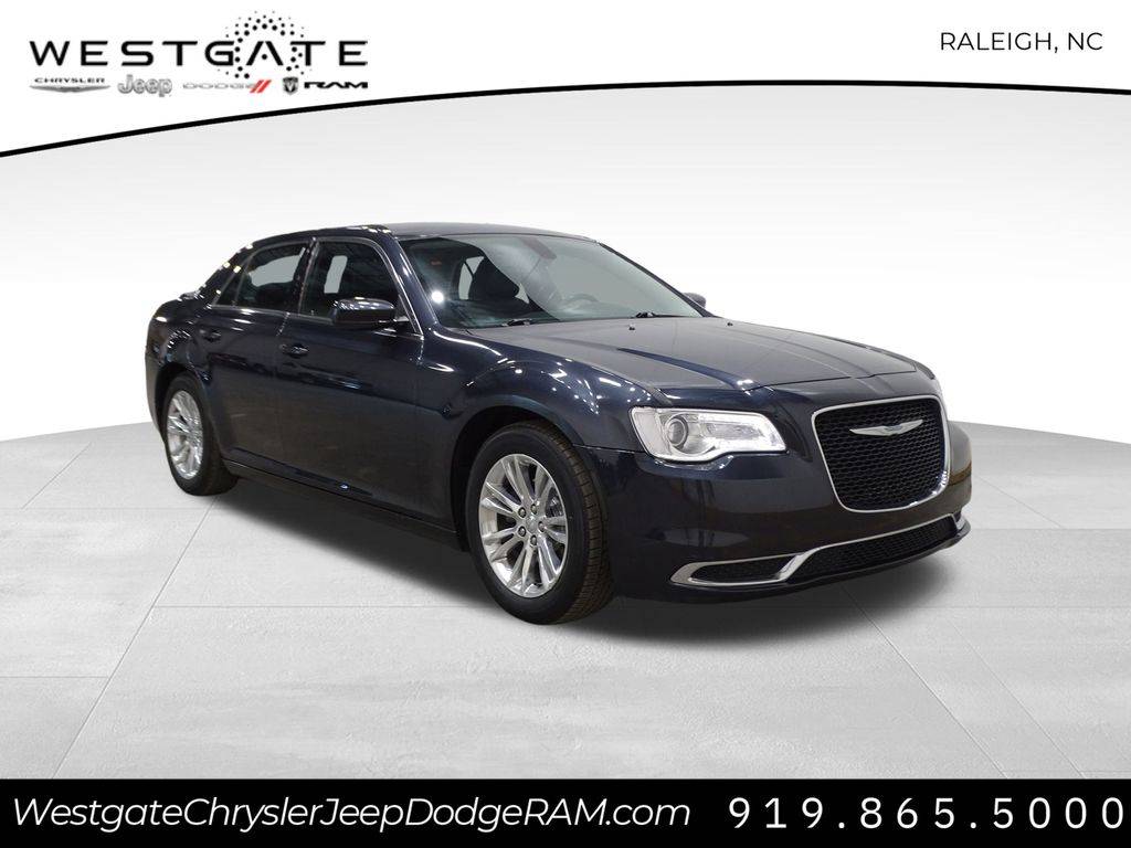 2017 Chrysler 300