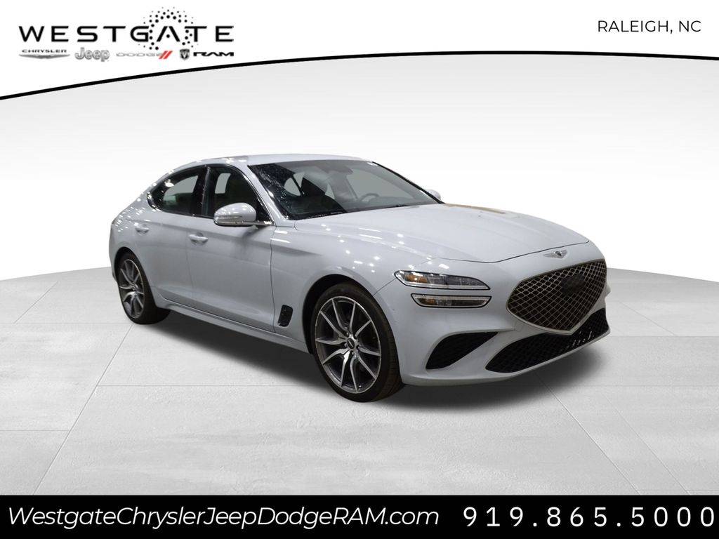 2022 Genesis G70