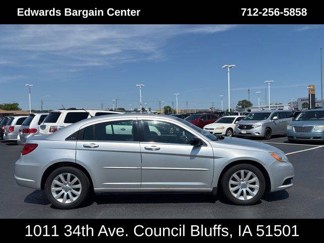 2012 Chrysler 200