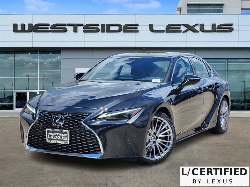 2022 Lexus IS