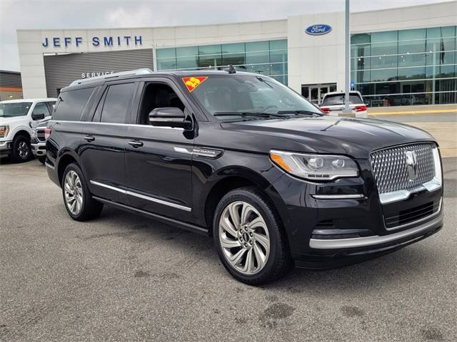 2023 Lincoln Navigator L