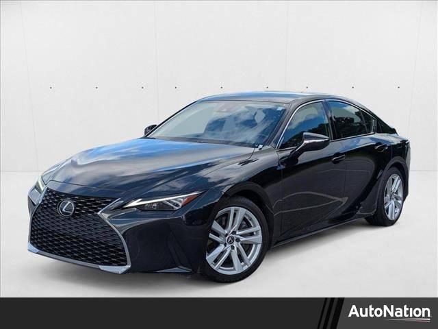 2022 Lexus IS