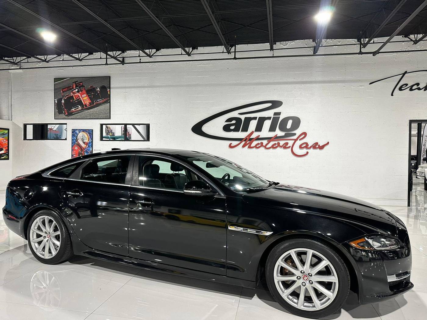 2016 Jaguar XJ