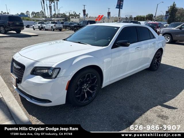 2019 Chrysler 300