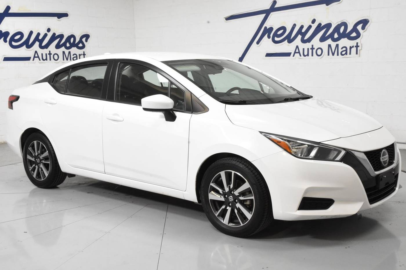2022 Nissan Versa