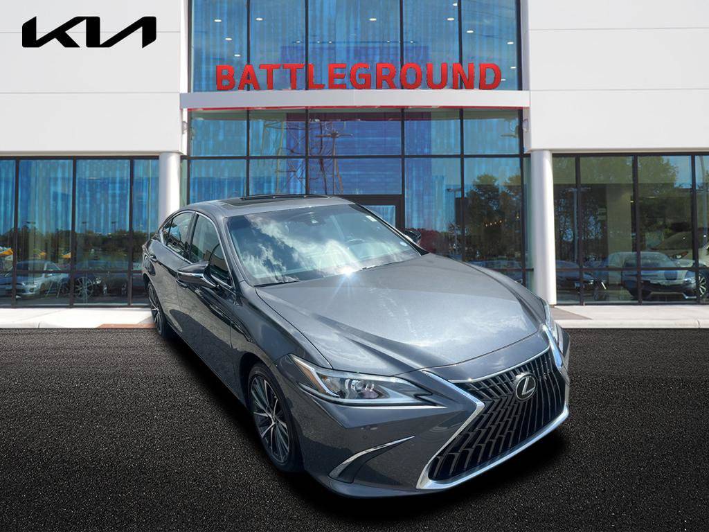 2022 Lexus ES