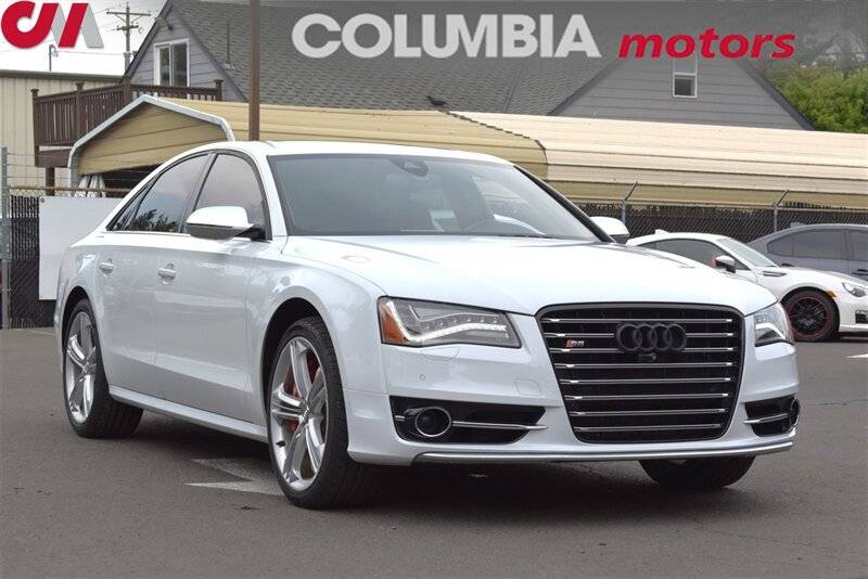 2013 Audi S8