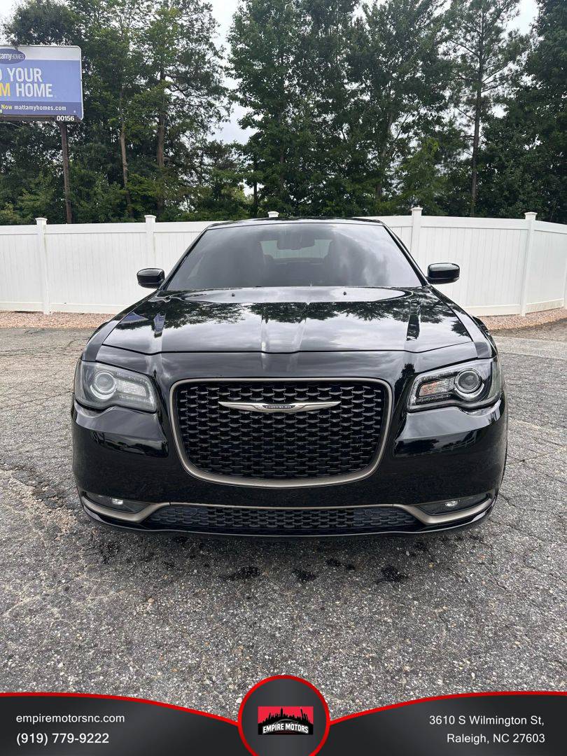 2016 Chrysler 300