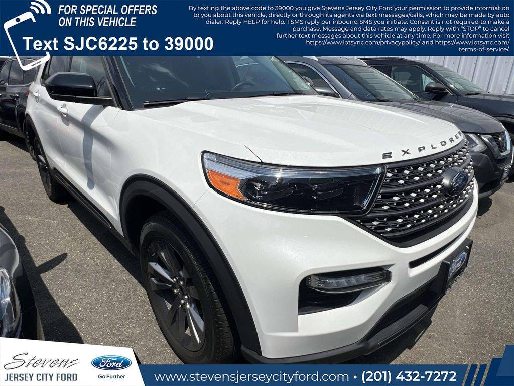 2022 Ford Explorer