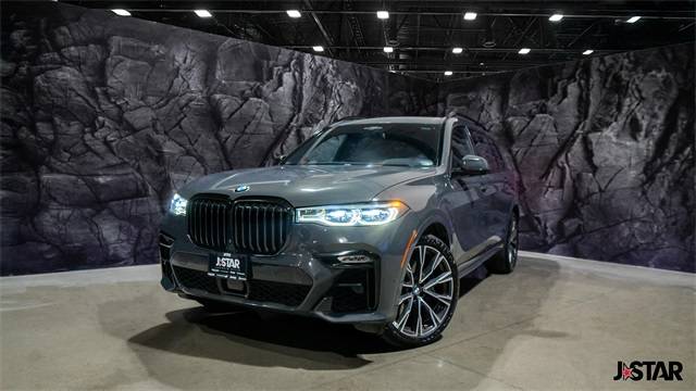 2022 BMW X7