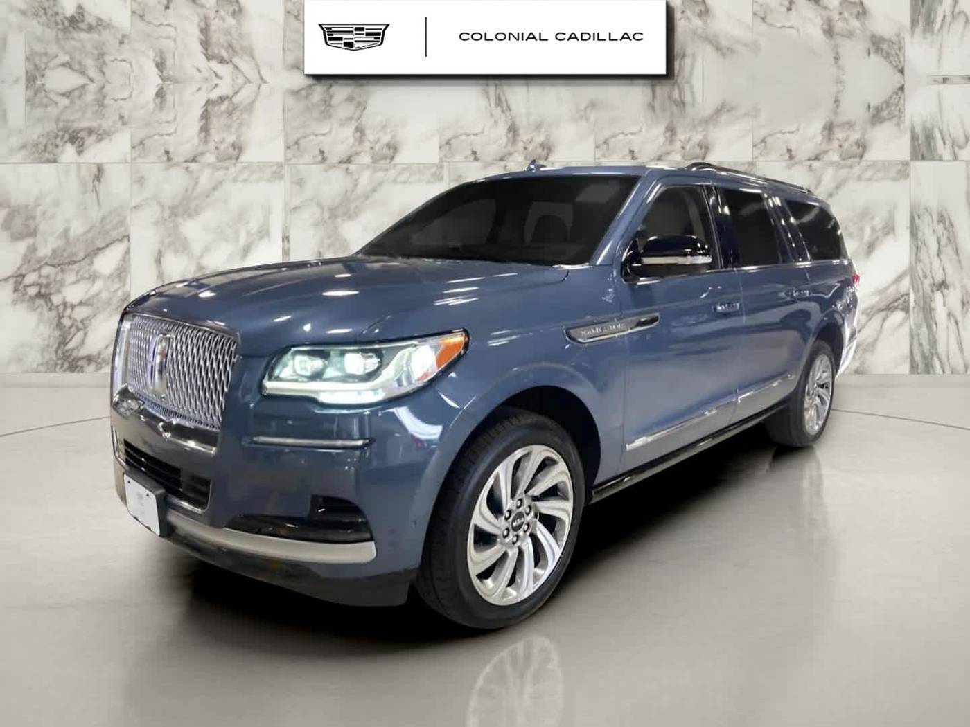 2023 Lincoln Navigator L