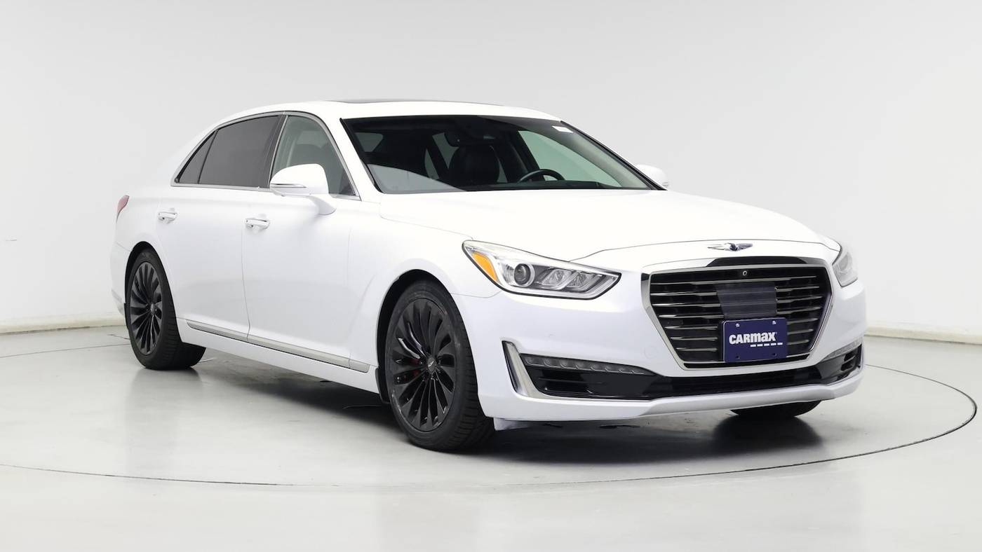 2017 Genesis G90