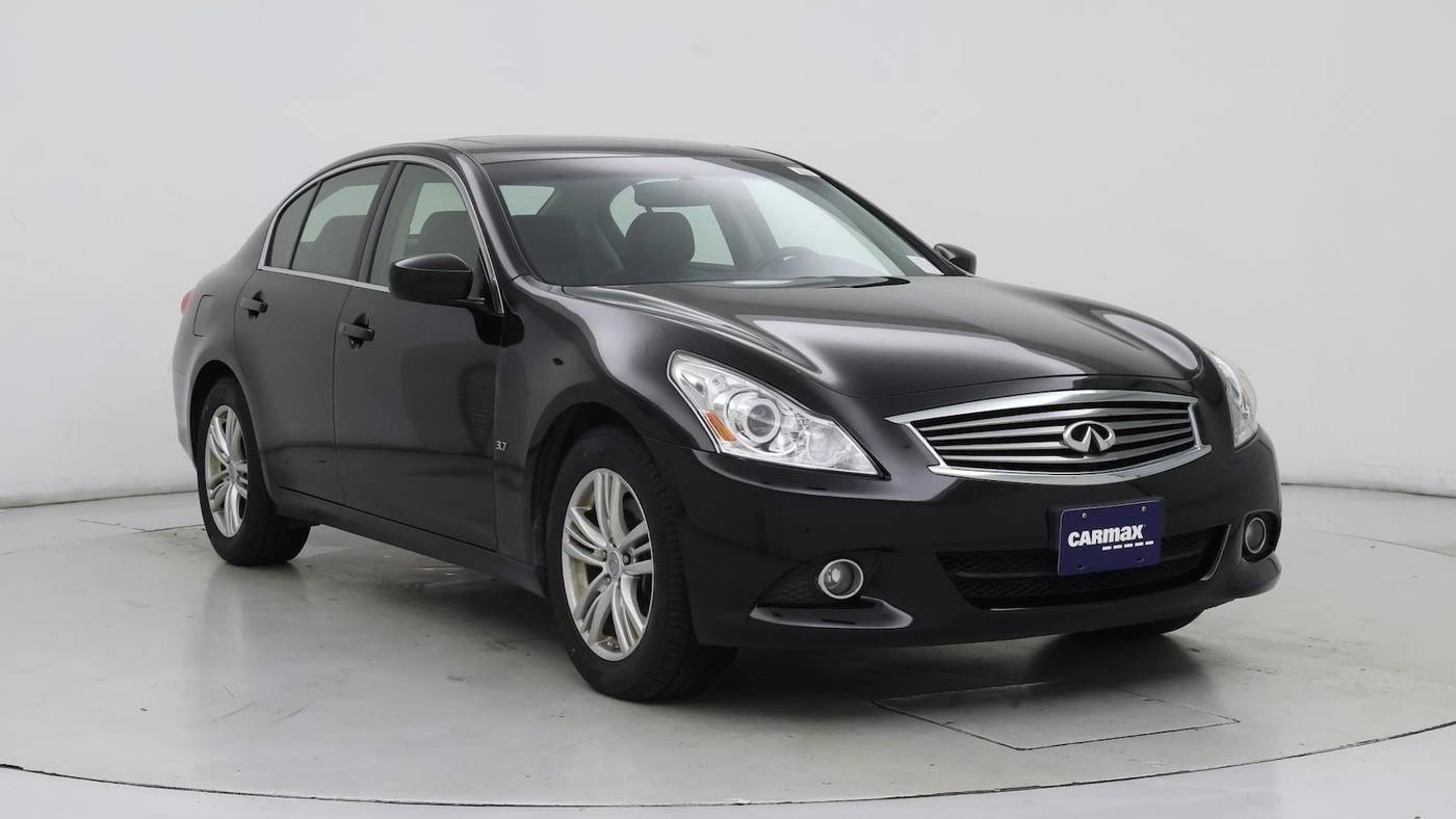 2015 Infiniti Q40