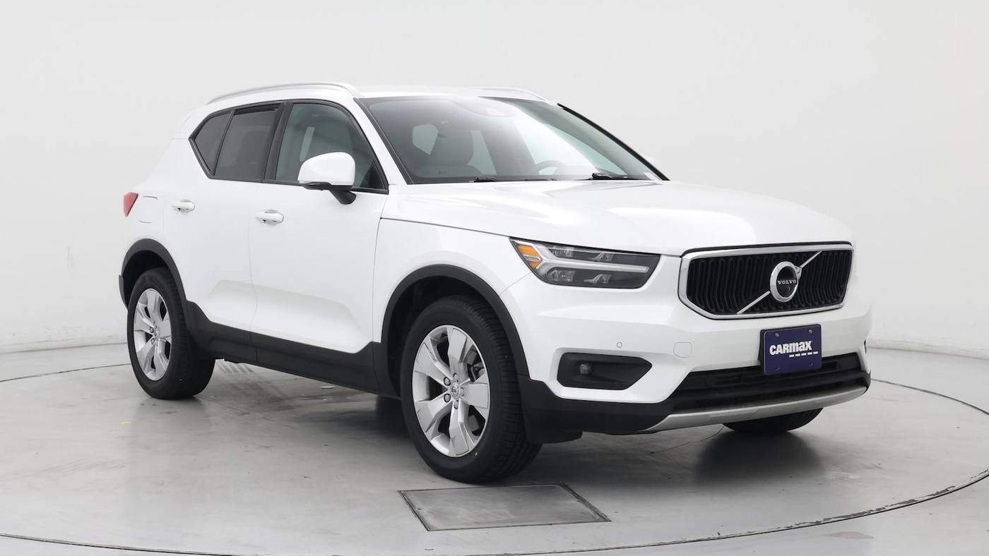 2022 Volvo XC40