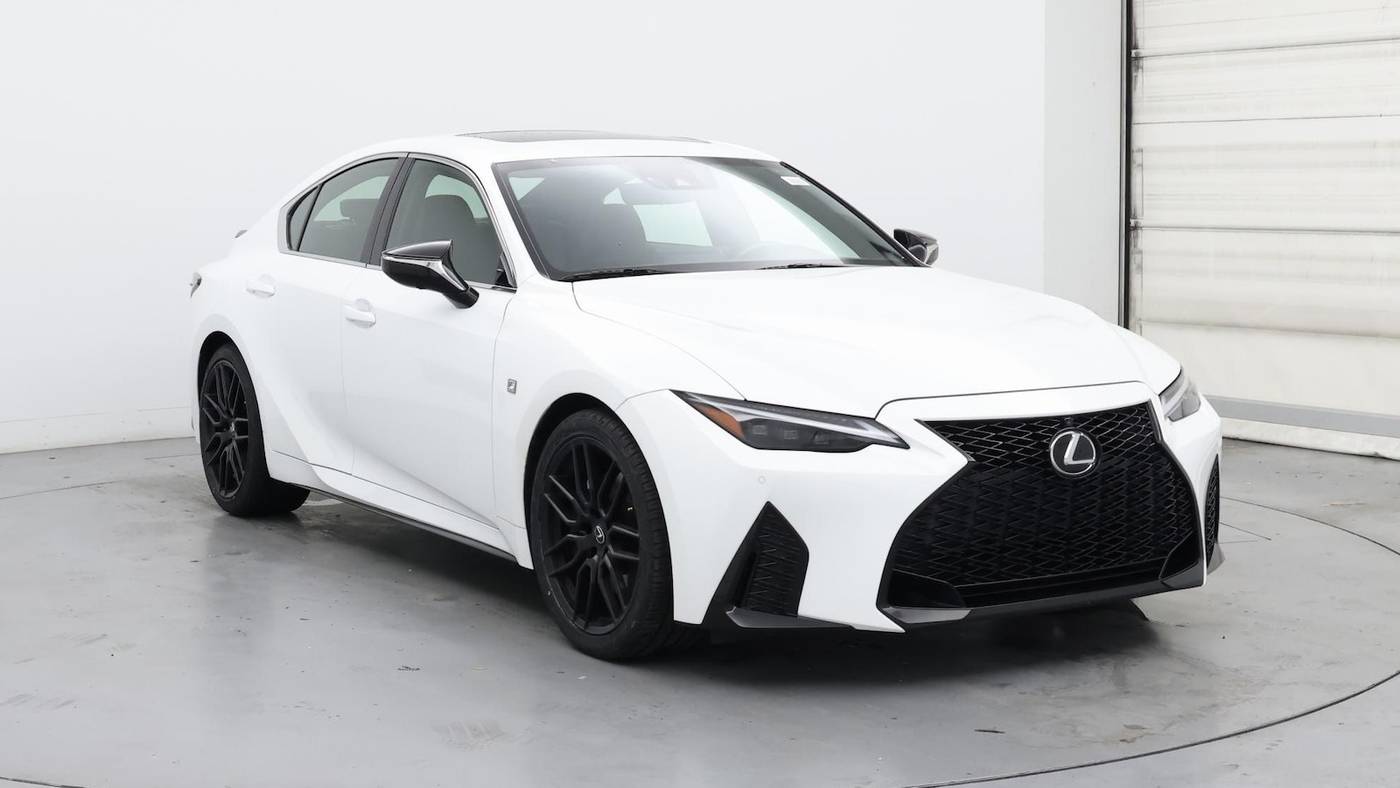 2021 Lexus IS