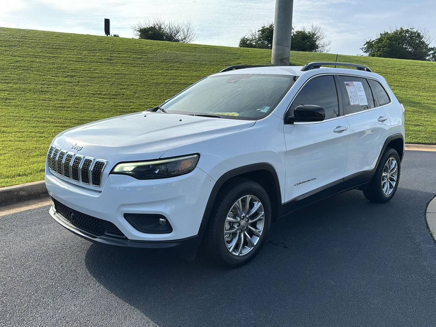 2022 Jeep Cherokee