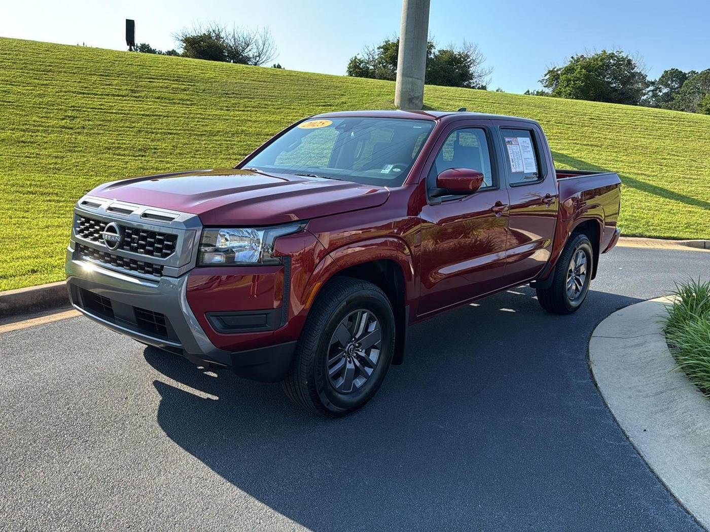 2025 Nissan Frontier